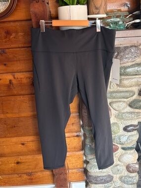 NWT Lululemon Wunder Train HR Tight 25” Pockets Black Size 20 NWT